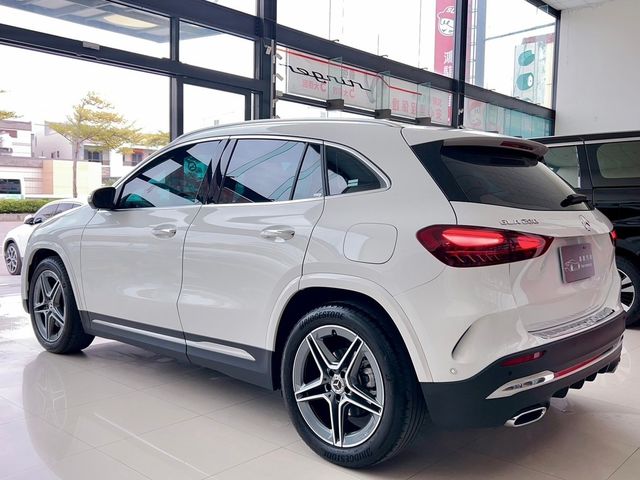 M-BENZ賓士 GLA200  第17張相片
