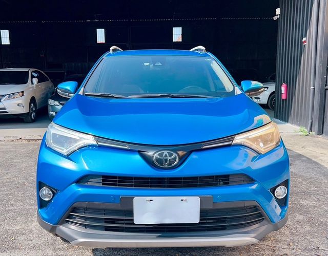 TOYOTA豐田 RAV4  第2張相片