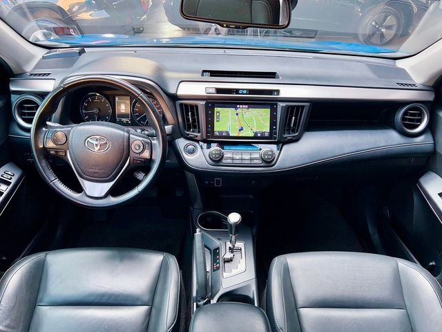 TOYOTA豐田 RAV4  第15張相片