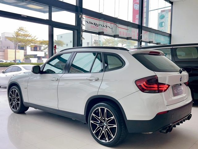 BMW寶馬 X1  第13張相片