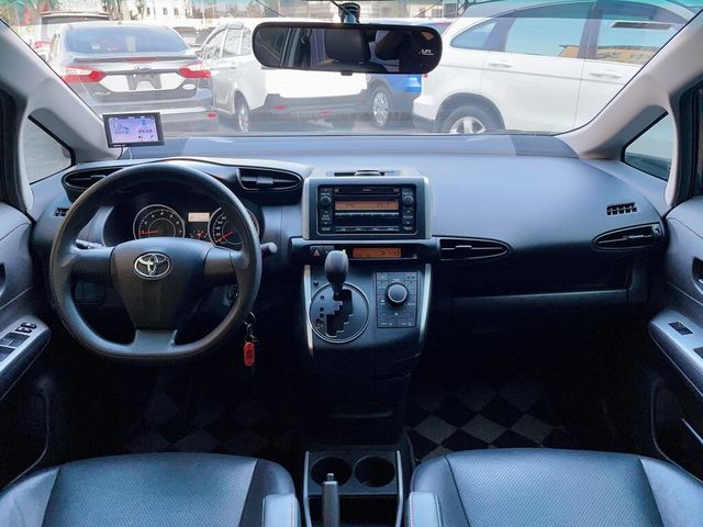 TOYOTA豐田 WISH  第13張相片
