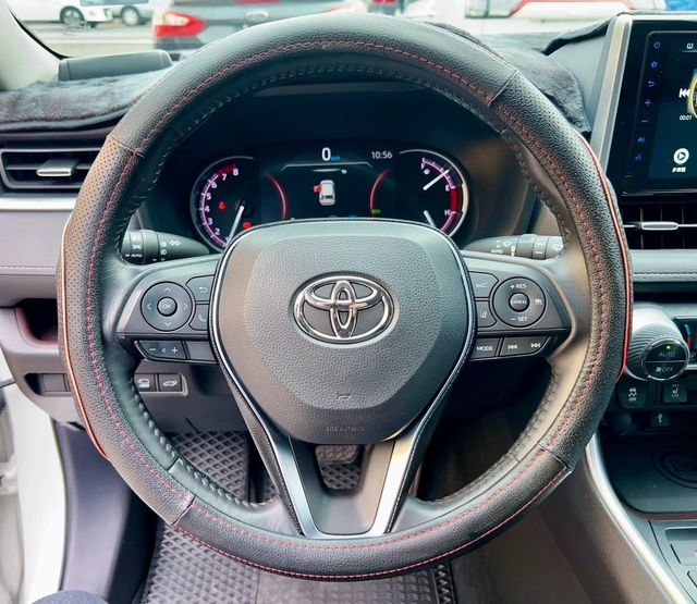 TOYOTA豐田 RAV4  第19張相片