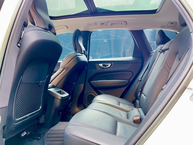 VOLVO富豪 XC60  第17張相片