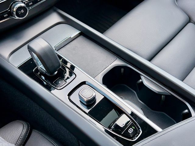 VOLVO富豪 XC60  第21張相片
