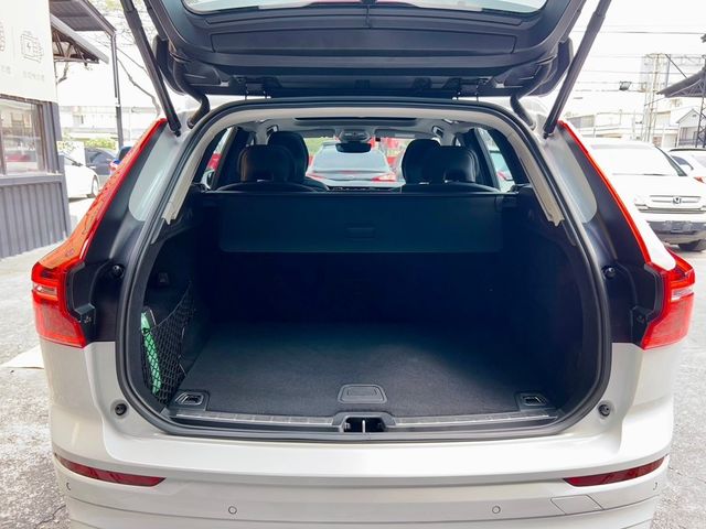 VOLVO富豪 XC60  第35張相片