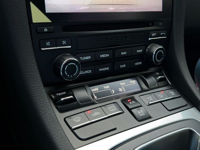 PORSCHE保時捷 CAYMAN  第13張相片