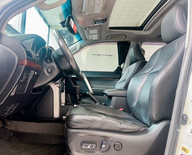 TOYOTA豐田 LAND CRUISER PARDO  第6張相片
