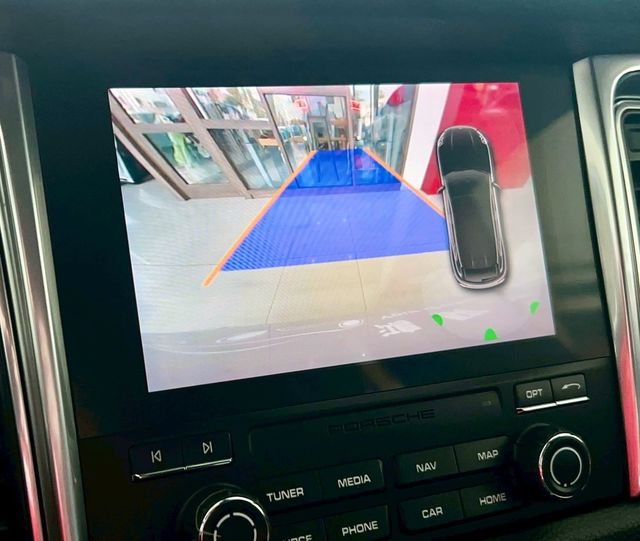 PORSCHE保時捷 MACAN S  第5張相片