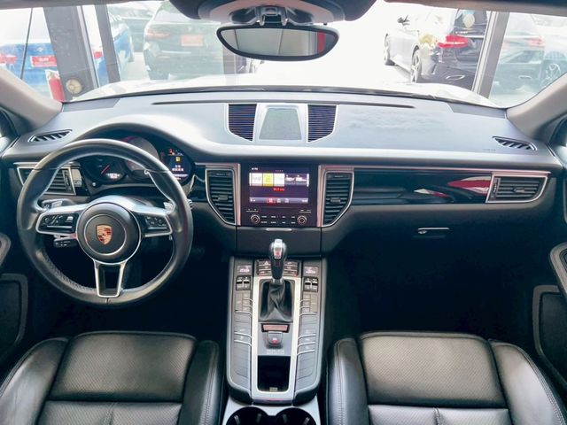 PORSCHE保時捷 MACAN S  第11張相片