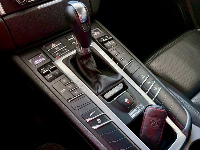 PORSCHE保時捷 MACAN S  第12張相片