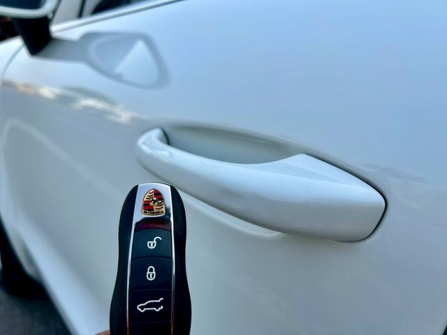 PORSCHE保時捷 MACAN S  第16張相片