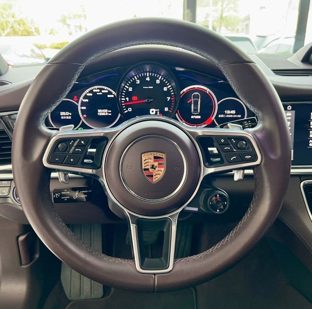 PORSCHE保時捷 PANAMERA  第11張相片