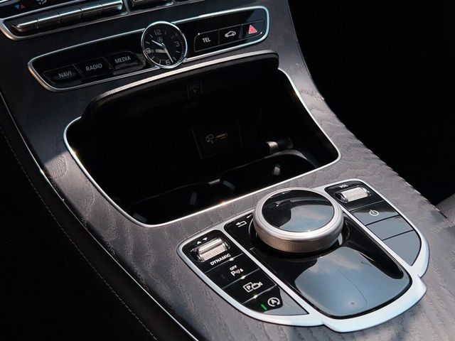 M-BENZ賓士 E200  第12張相片