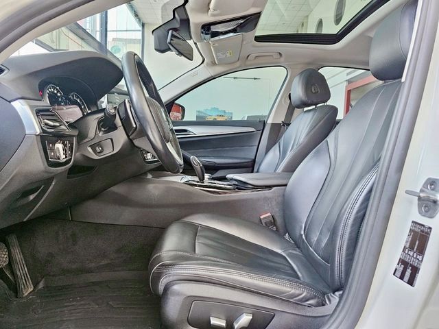 BMW寶馬 530I  第5張相片