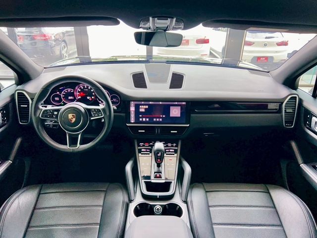 PORSCHE保時捷 CAYENNE  第12張相片
