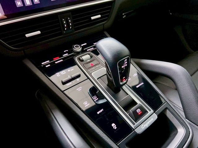 PORSCHE保時捷 CAYENNE  第13張相片