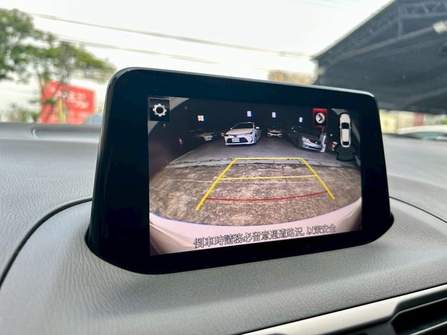 MAZDA馬自達 MAZDA 3  第5張相片