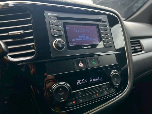 MITSUBISHI三菱 OUTLANDER  第5張相片