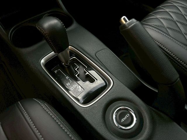 MITSUBISHI三菱 OUTLANDER  第10張相片