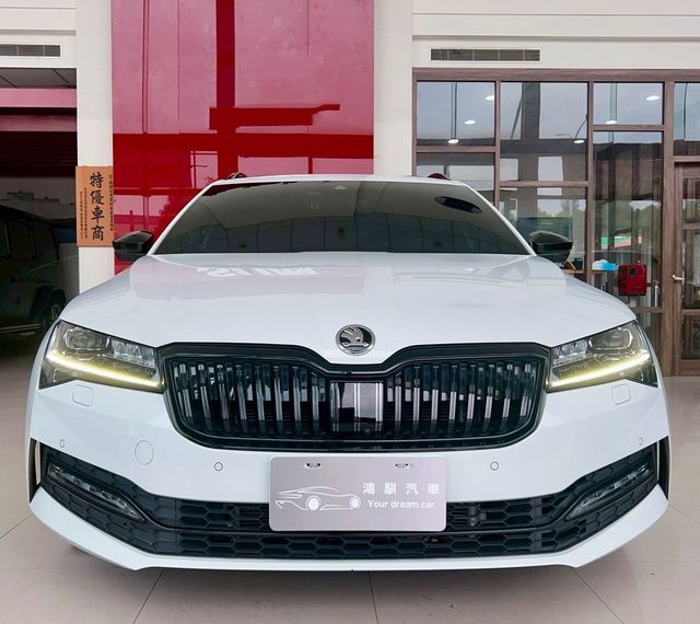 SKODA司科達 SUPERB COMBI  第2張相片