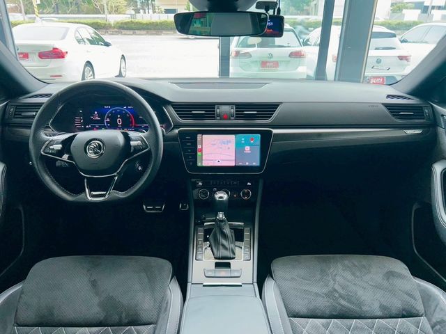 SKODA司科達 SUPERB COMBI  第12張相片