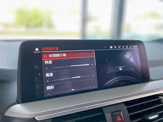 BMW寶馬 X4 XDRIVE30I  第10張相片