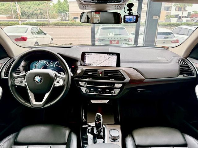 BMW寶馬 X3  第16張相片