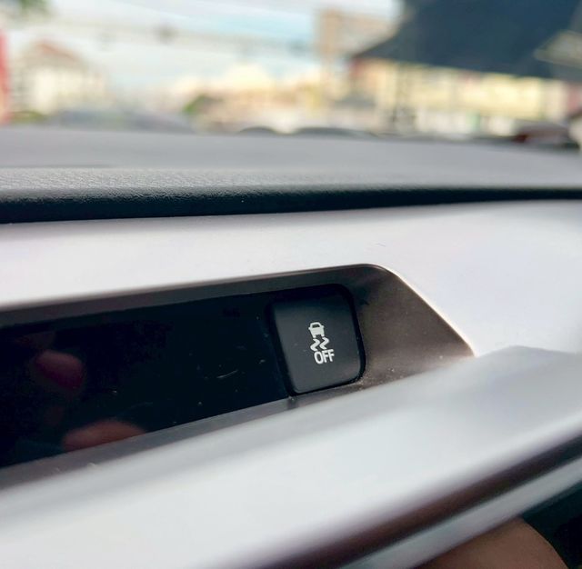 TOYOTA豐田 RAV4  第14張相片