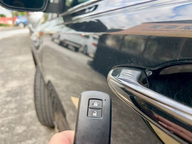TOYOTA豐田 RAV4  第15張相片
