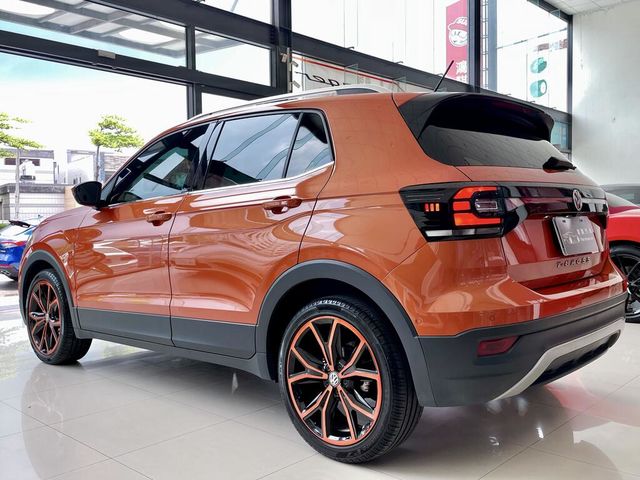 VOLKSWAGEN福斯 T-CROSS  第18張相片