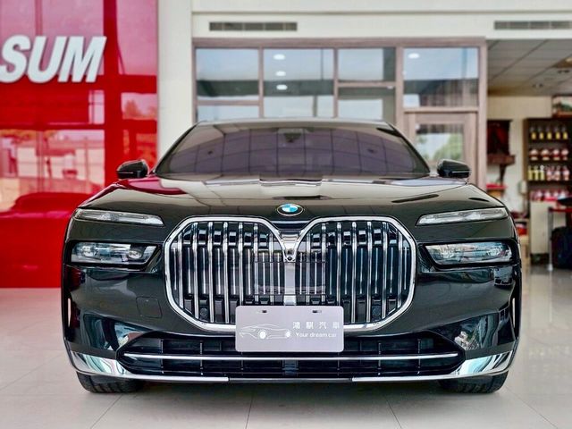 BMW寶馬 740I  第2張相片