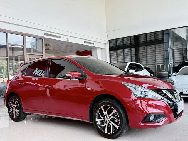 NISSAN日產 TIIDA  第2張相片