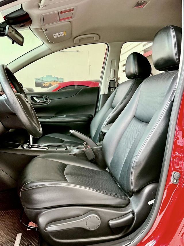 NISSAN日產 TIIDA  第6張相片