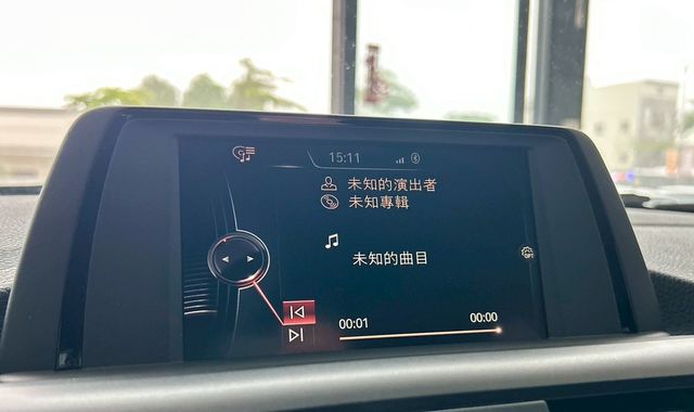 BMW寶馬 120I  第5張相片