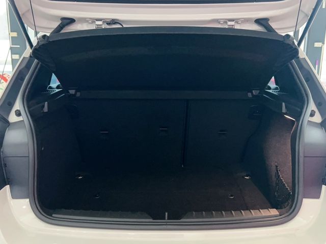 BMW寶馬 120I  第16張相片