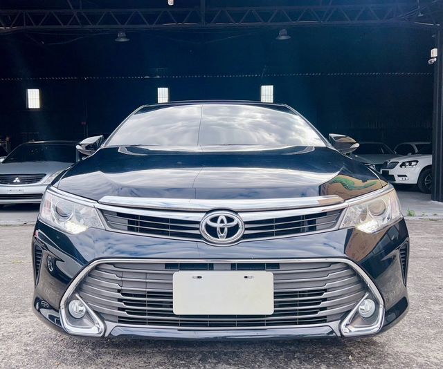 TOYOTA豐田 CAMRY  第2張相片