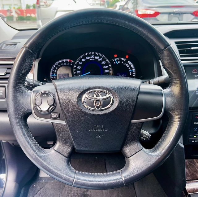 TOYOTA豐田 CAMRY  第9張相片