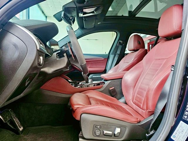 BMW寶馬 X4 M40I  第6張相片