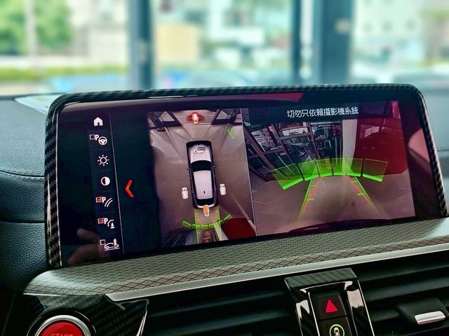 BMW寶馬 X4 M40I  第12張相片
