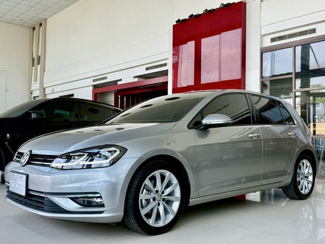 VOLKSWAGEN福斯 GOLF  第1張相片