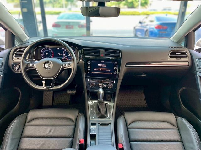 VOLKSWAGEN福斯 GOLF  第12張相片