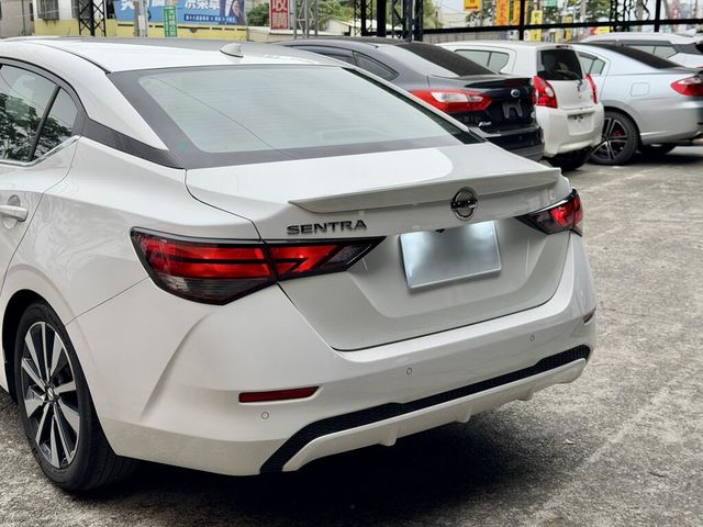NISSAN日產 SENTRA  第17張相片