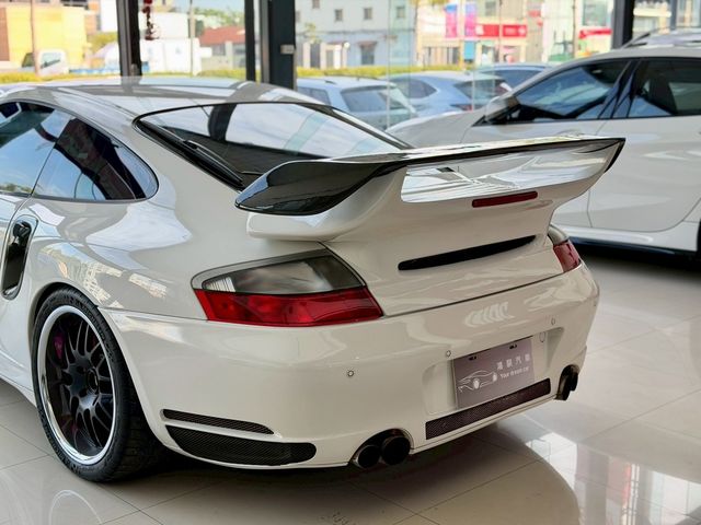 PORSCHE保時捷 911  第14張相片