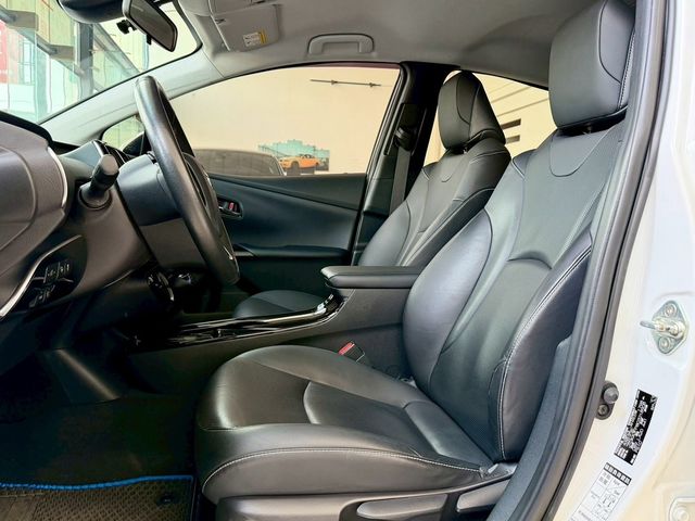 TOYOTA豐田 PRIUS PHV  第7張相片