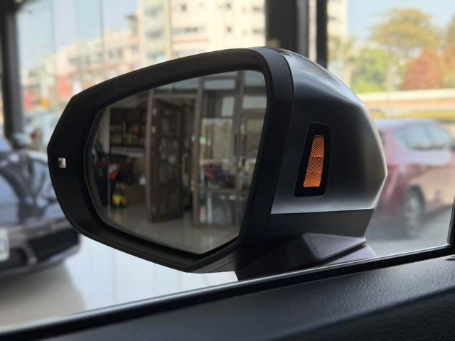 AUDI奧迪 RS Q3  第5張相片