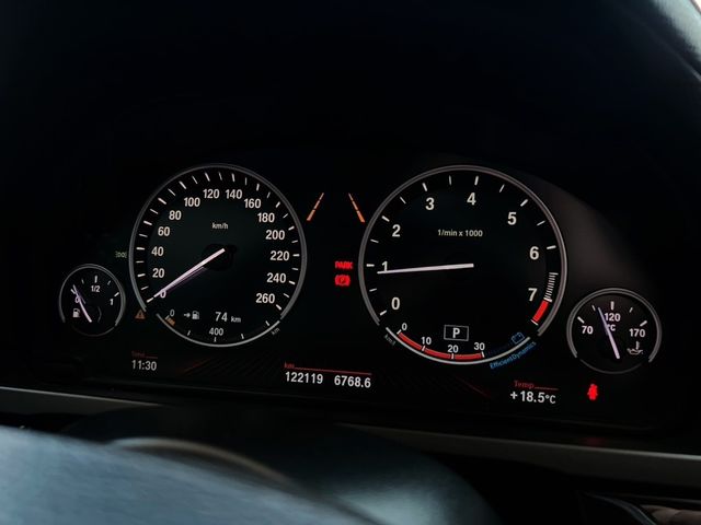 BMW寶馬 740LI  第7張相片