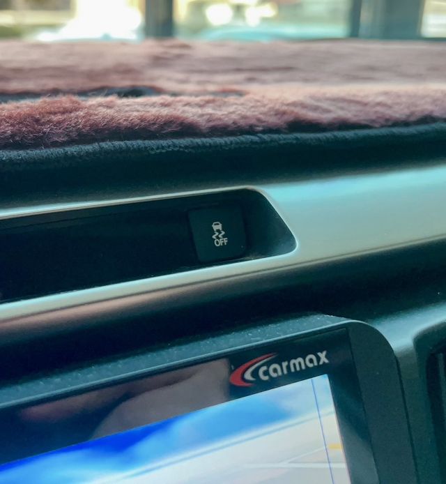 TOYOTA豐田 RAV4  第8張相片