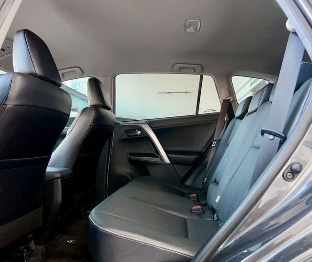 TOYOTA豐田 RAV4  第11張相片