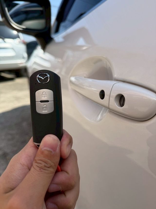 MAZDA馬自達 MAZDA 3  第5張相片