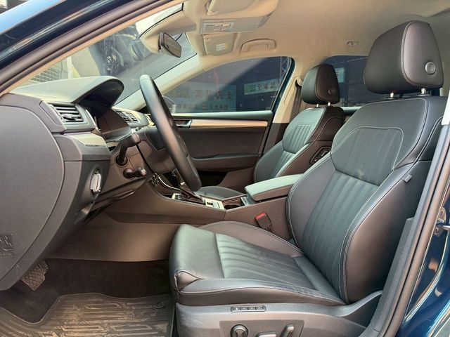 SKODA司科達 SUPERB COMBI  第6張相片